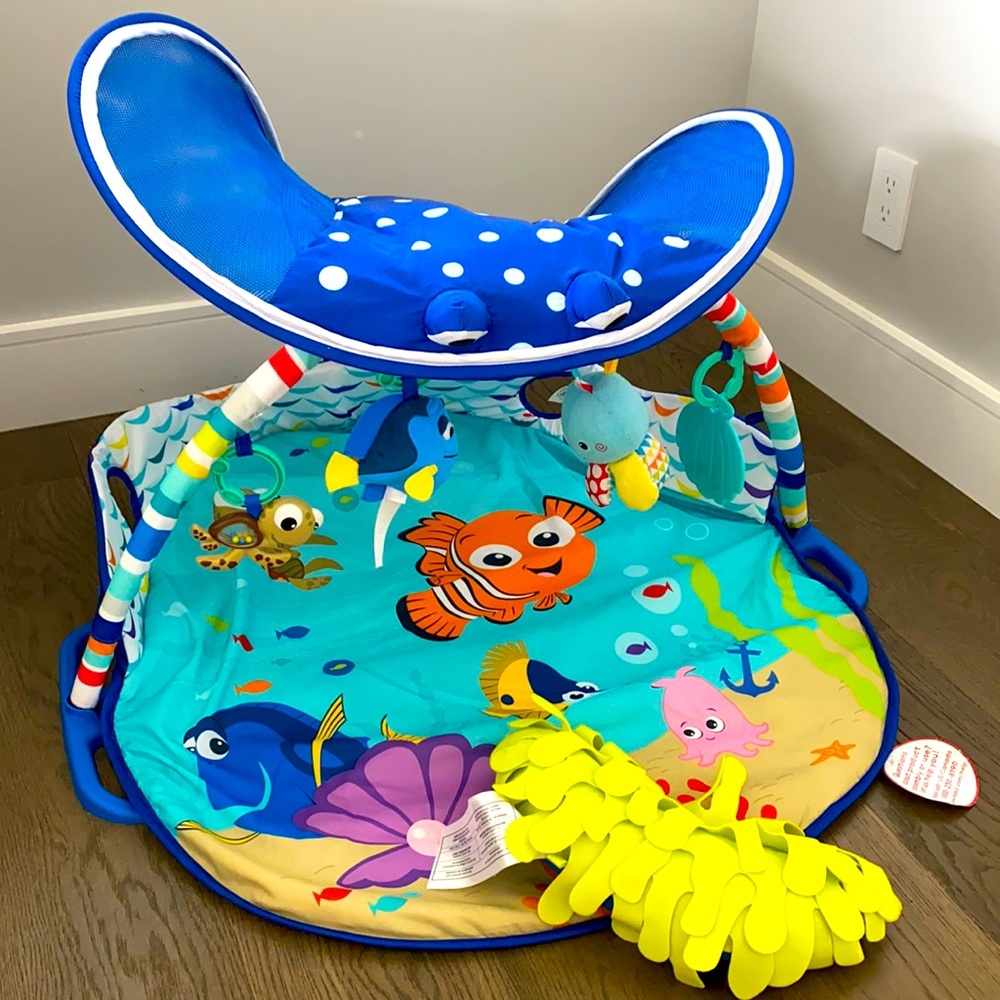Disney baby finding Nemo mystery Ocean lights activity gym